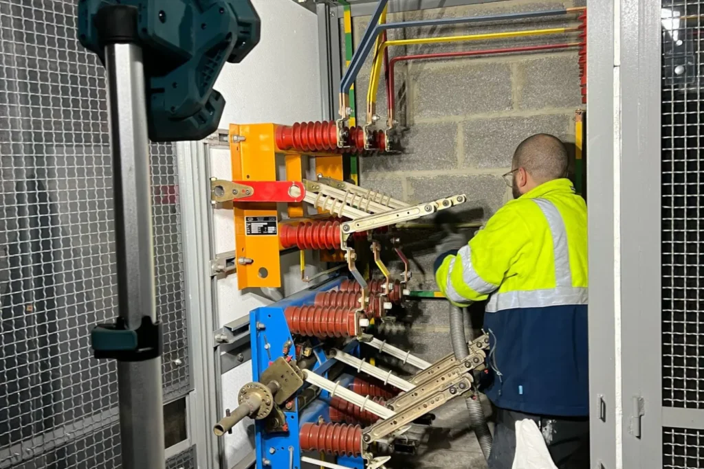 Maintenance et Nettoyage de Cabines Haute Tension
